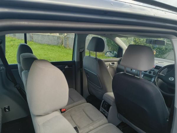 Volkswagen Touran MPV, Petrol, 2008, Grey