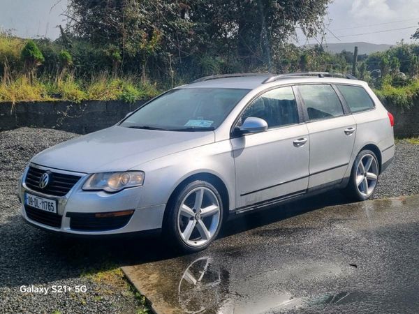 Volkswagen Passat Estate, Diesel, 2009, Silver