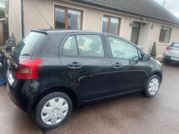 Toyota Yaris Hatchback, Petrol, 2008, Black