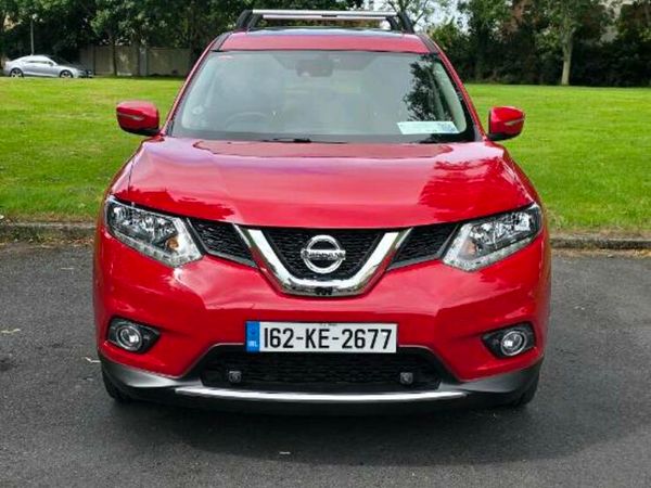 Nissan X-Trail SUV, Diesel, 2016, Red
