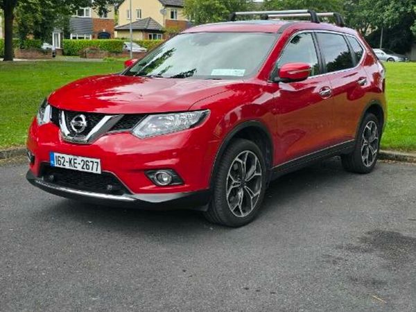 Nissan X-Trail SUV, Diesel, 2016, Red