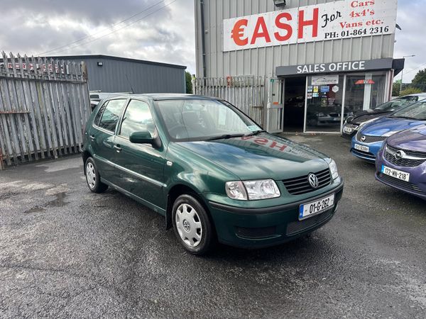 Volkswagen Polo Hatchback, Petrol, 2001, Green