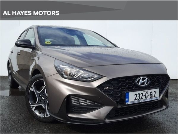 Hyundai i30 Hatchback, Petrol, 2023, Brown