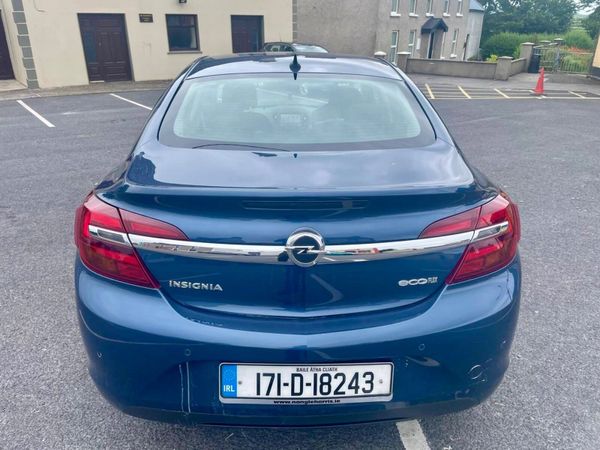Opel Insignia Saloon, Diesel, 2017, Blue