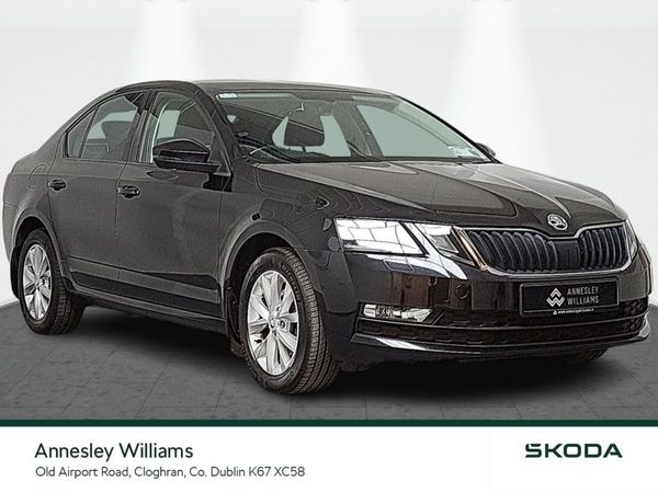 Skoda Octavia Saloon, Petrol, 2019, Black