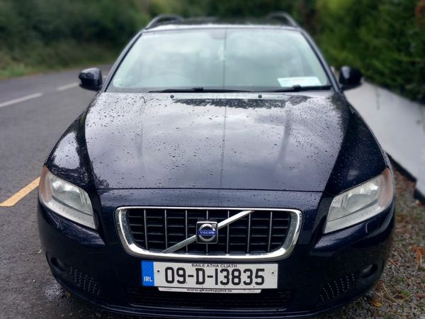 Volvo V70 Estate, Ethanol Petrol, 2009, Blue
