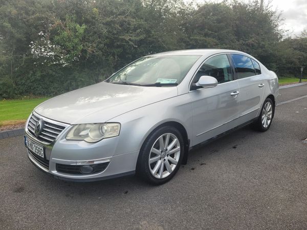 Volkswagen Passat Saloon, Petrol, 2006, Silver