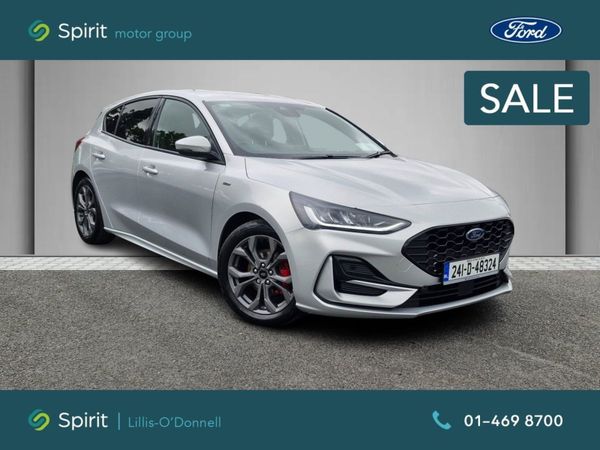 Ford Focus Hatchback, Diesel, 2024, Grey