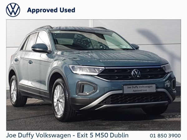 Volkswagen T-Roc SUV, Petrol, 2023, Blue