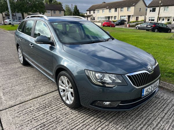 Skoda Superb Estate, Diesel, 2014, Grey