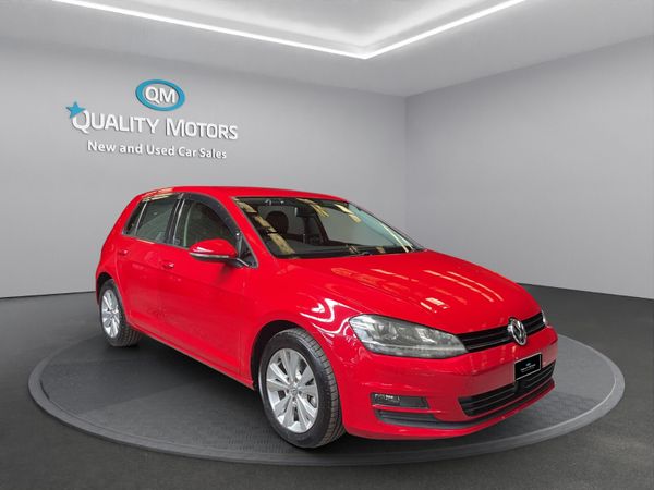 Volkswagen Golf Hatchback, Petrol, 2013, Red