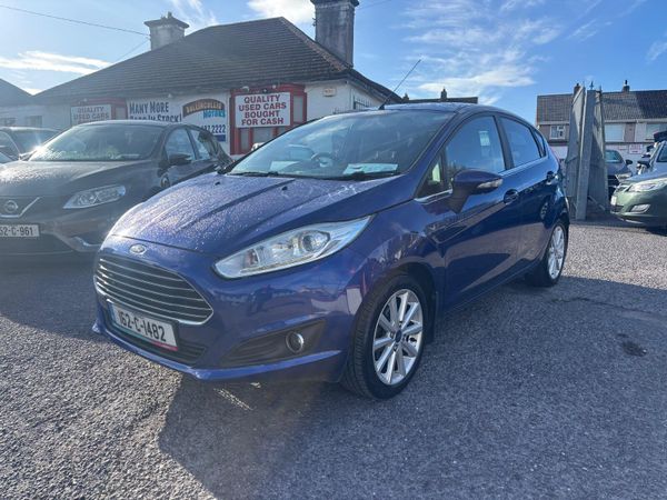 Ford Fiesta Hatchback, Petrol, 2016, Blue