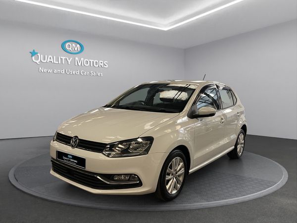 Volkswagen Touran MPV, Petrol, 2014, White