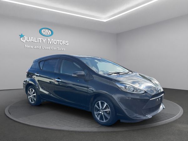 Toyota Aqua Hatchback, Petrol Hybrid, 2018, Black