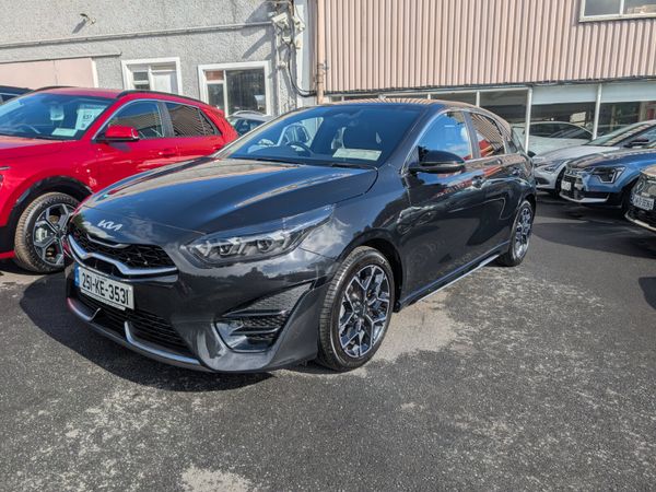 Kia Ceed Hatchback, Petrol, 2025, Black