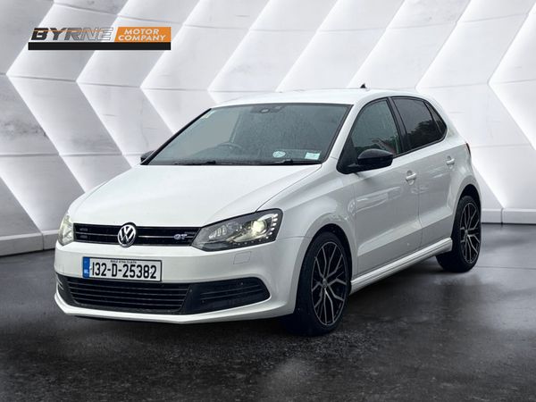 Volkswagen Polo Hatchback, Petrol, 2013, White