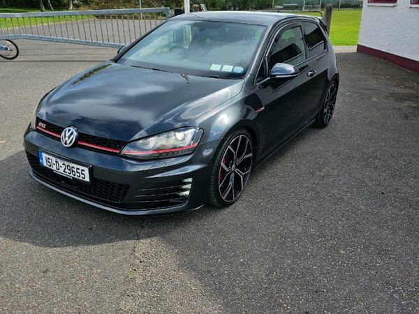 Volkswagen Golf Estate, Petrol, 2015, Grey