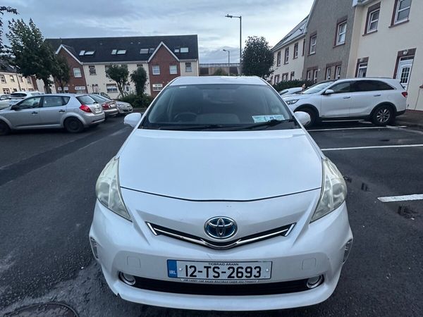 Toyota Prius MPV, Petrol Hybrid, 2012, White