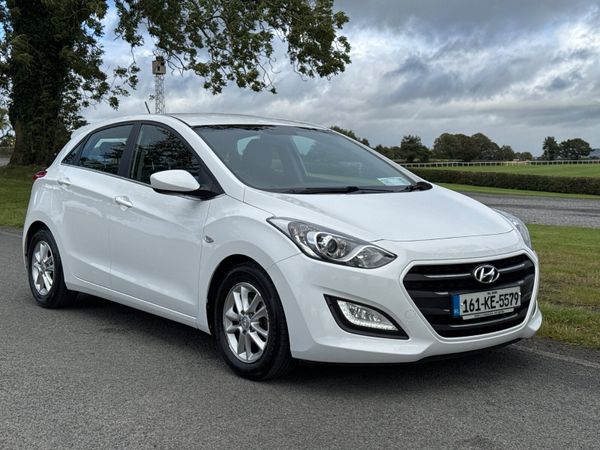 Hyundai i30 Hatchback, Diesel, 2016, White