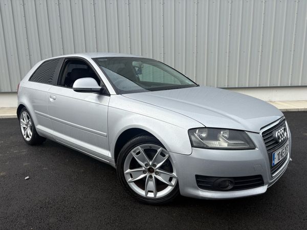 Audi A3 Hatchback, Diesel, 2010, Silver