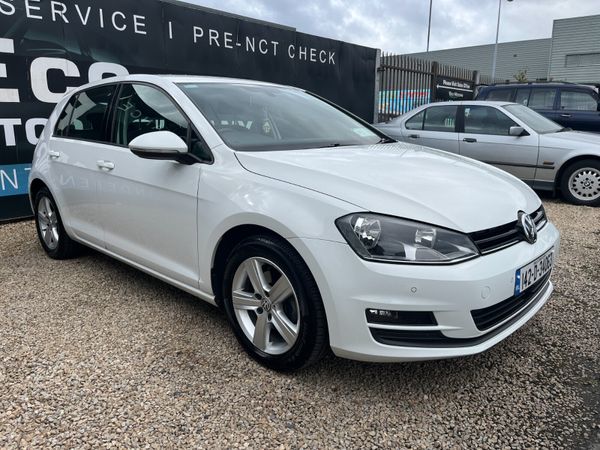 Volkswagen Golf Hatchback, Petrol, 2014, White