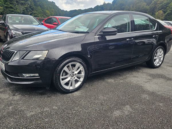 Skoda Octavia Saloon, Petrol, 2019, Black
