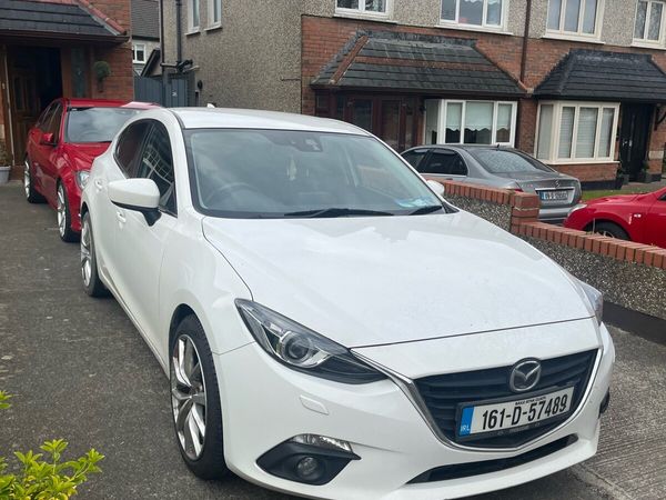 Mazda Mazda3 Hatchback, Diesel, 2016, White