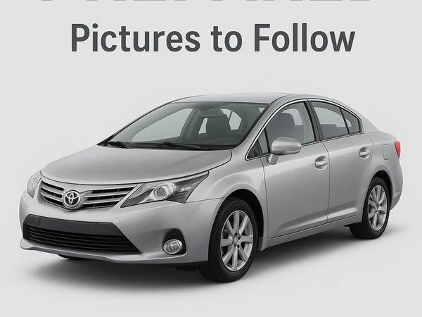 Toyota Avensis Saloon, Diesel, 2014, Silver