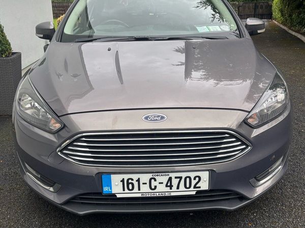 Ford Focus Hatchback, Diesel, 2016, Brown