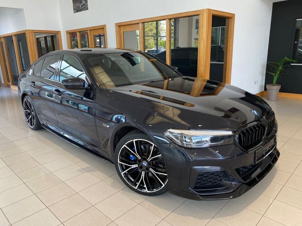 BMW 5-Series Saloon, Petrol Plug-in Hybrid, 2022, Black