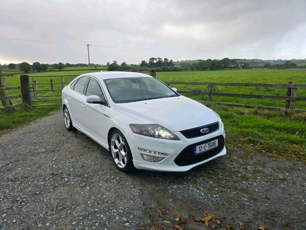 Ford Mondeo Hatchback, Diesel, 2012, White