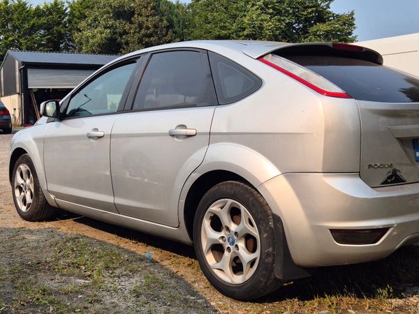 Ford Focus Hatchback, Diesel, 2010, Silver