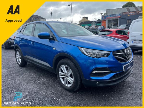 Vauxhall Grandland X Hatchback, Petrol, 2019, Blue