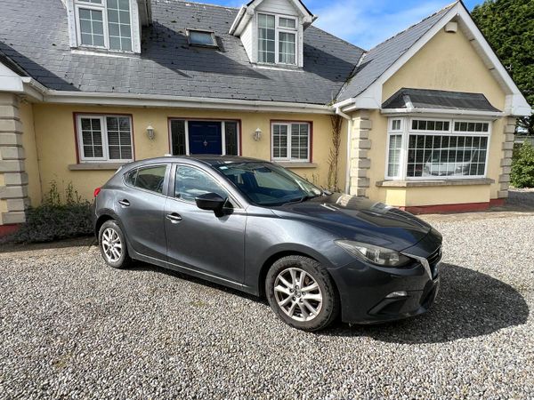 Mazda Mazda3 Hatchback, Diesel, 2015, Grey