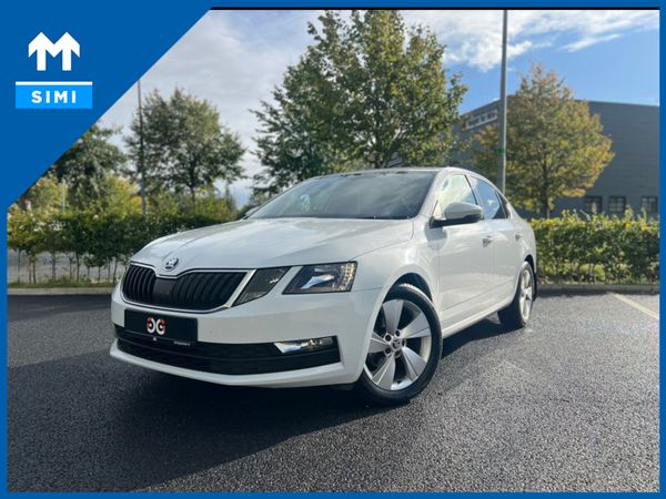 Skoda Octavia Hatchback, Diesel, 2016, White