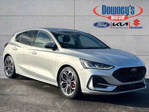Ford Focus Hatchback, Diesel, 2025, Silver
