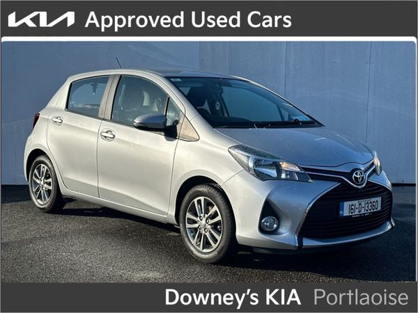 Toyota Yaris Hatchback, Petrol, 2016, Silver