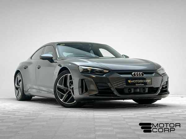 Audi e-tron GT Coupe, Electric, 2023, Grey