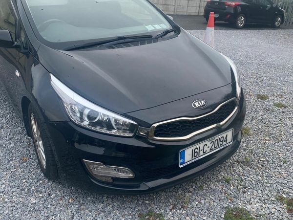 Kia Ceed Hatchback, Petrol, 2016, Black