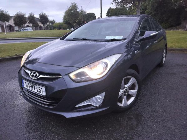 Hyundai i40 Saloon, Diesel, 2014, Blue