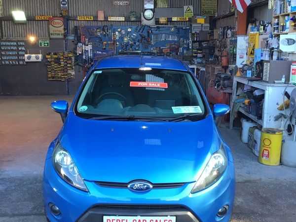 Ford Fiesta Hatchback, Petrol, 2010, Blue
