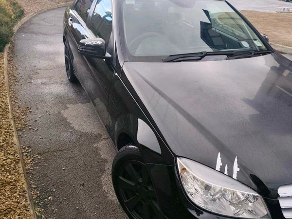 Mercedes-Benz C-Class Saloon, Diesel, 2009, Black