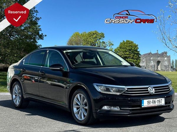 Volkswagen Passat Saloon, Diesel, 2019, Black