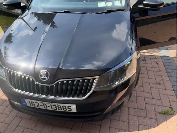 Skoda Fabia Hatchback, Petrol, 2016, Black