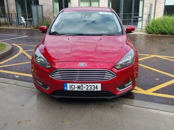 Ford Focus Hatchback, Diesel, 2015, Red