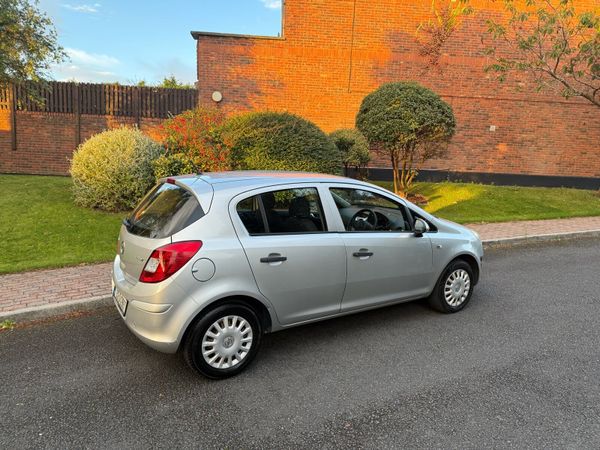 Opel Corsa Hatchback, Diesel, 2013, Silver