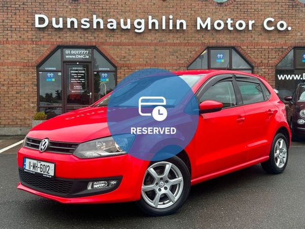 Volkswagen Polo Hatchback, Petrol, 2011, Red