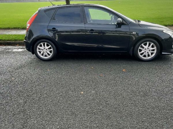 Hyundai i30 Hatchback, Petrol, 2009, Black