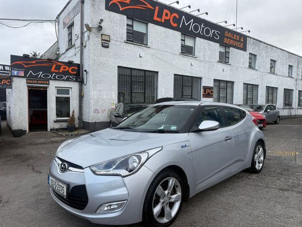 Hyundai Veloster Hatchback, Petrol, 2013, Silver