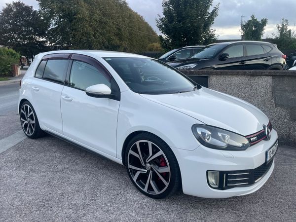 Volkswagen Golf Hatchback, Petrol, 2012, White